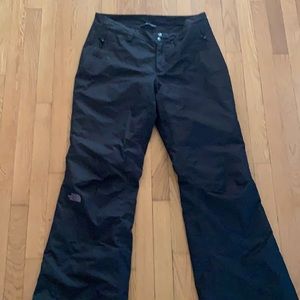 Women’s NorthFace dry vent snow pants